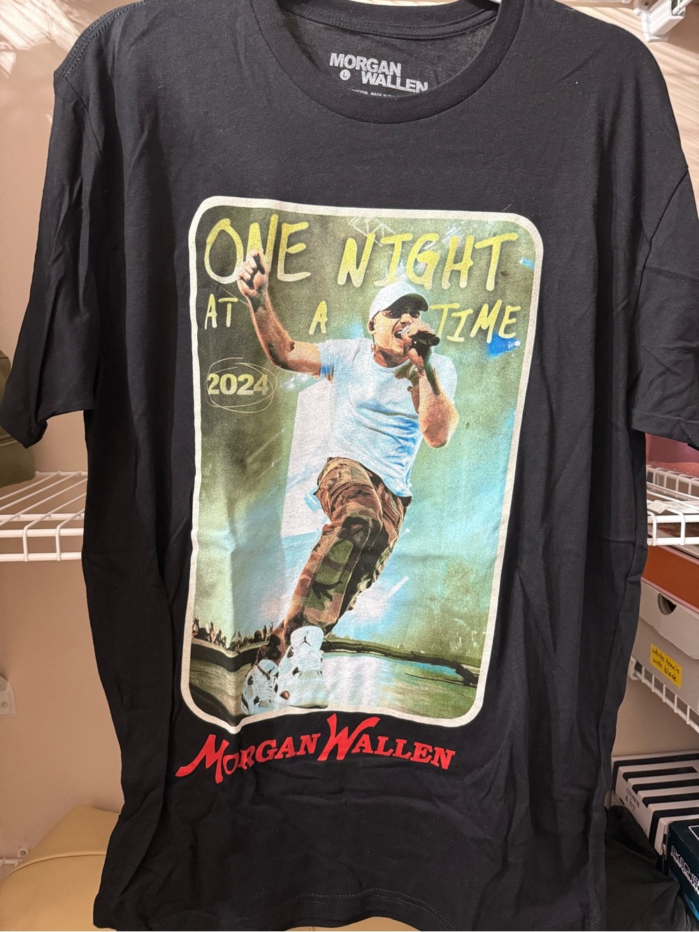 Morgan Wallen One Night at a Time concert T shirt. Men’s size Large. Brand new